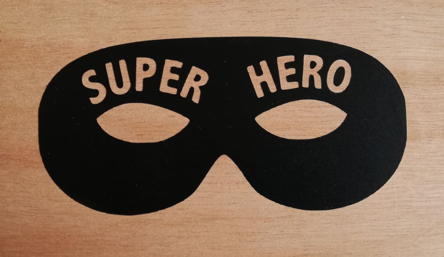 Houten kaart super hero